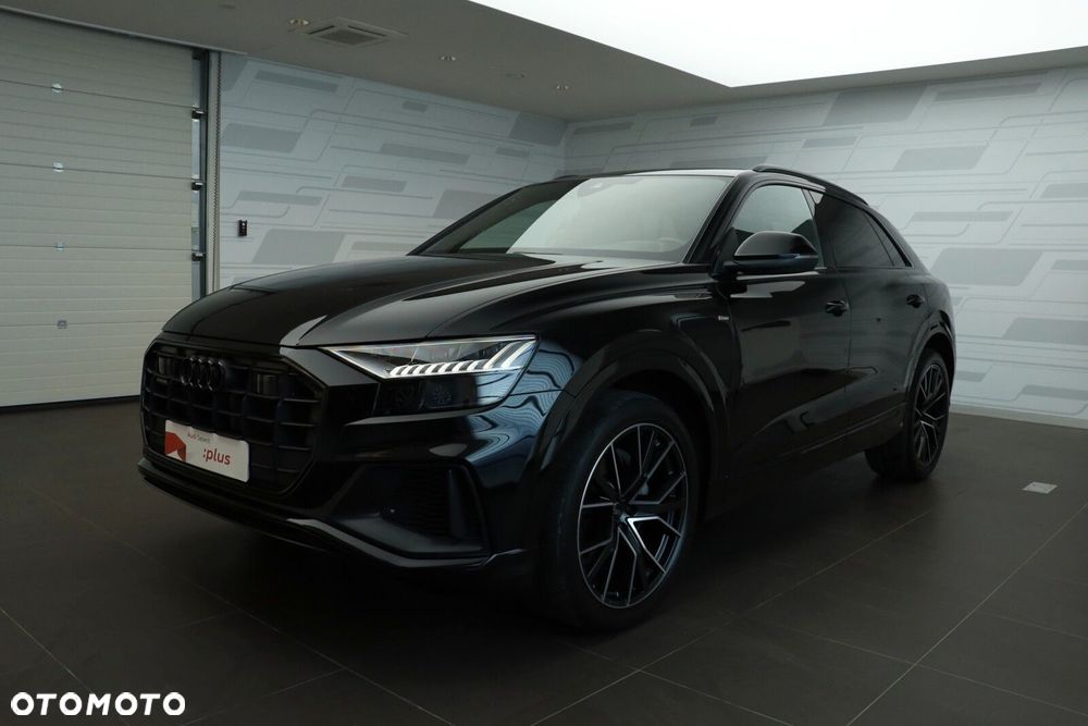 Audi Q8 - 1