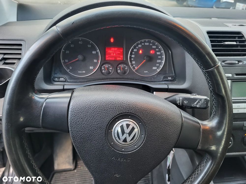 Volkswagen Golf 1.6 Trendline - 5