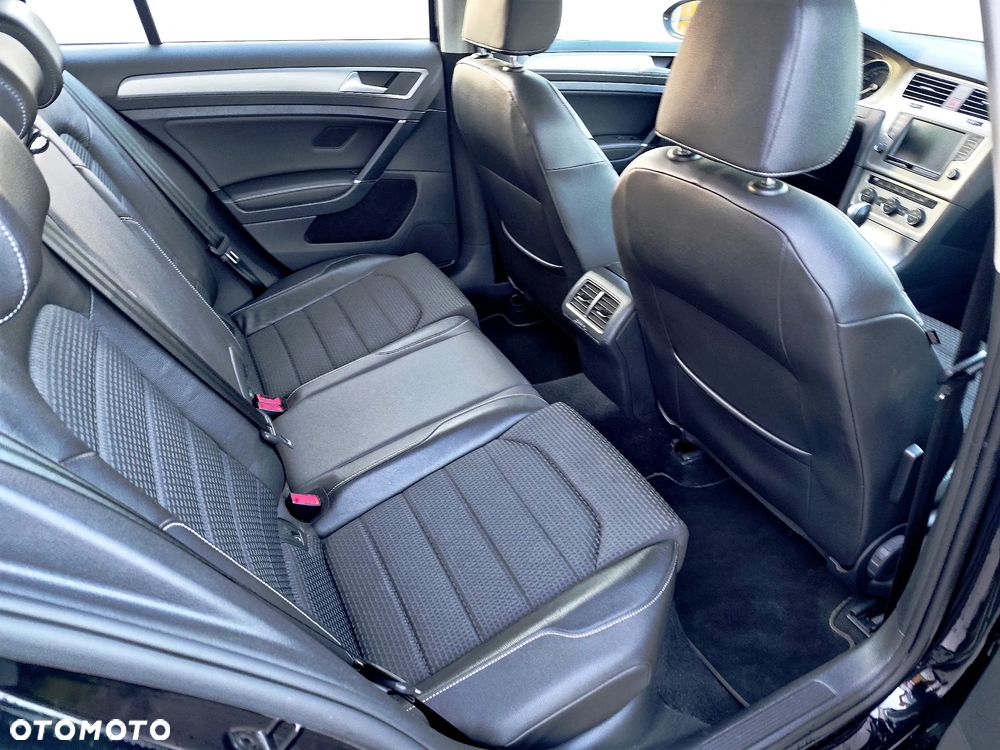 Volkswagen Golf 2.0 TDI DSG Sound - 13