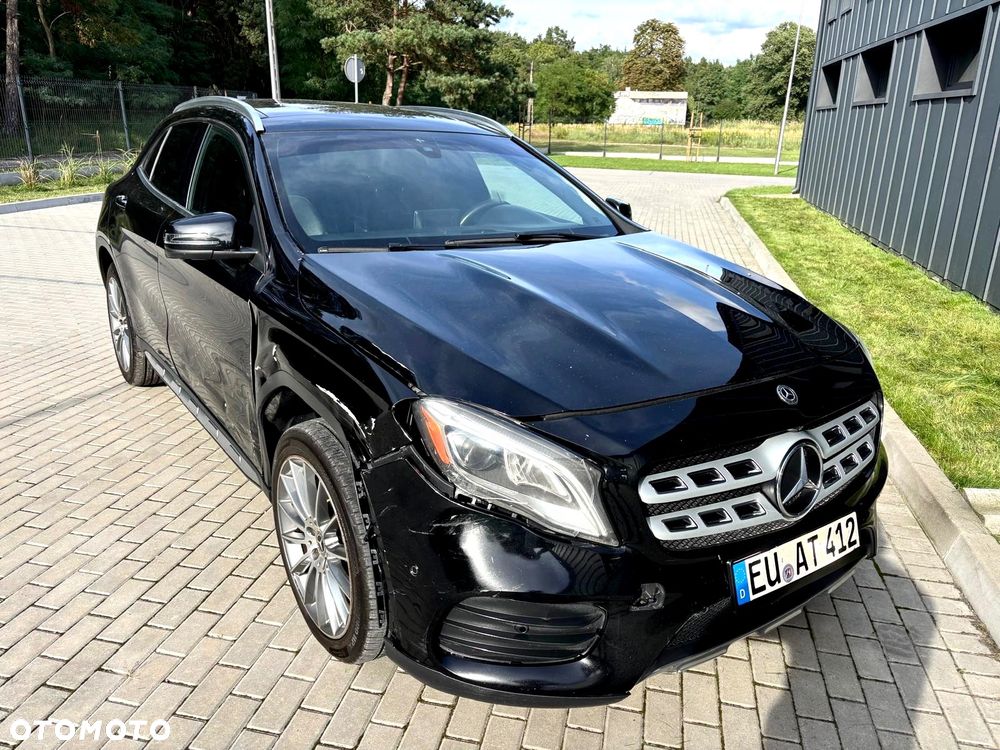 Mercedes-Benz GLA 250 4-Matic - 13