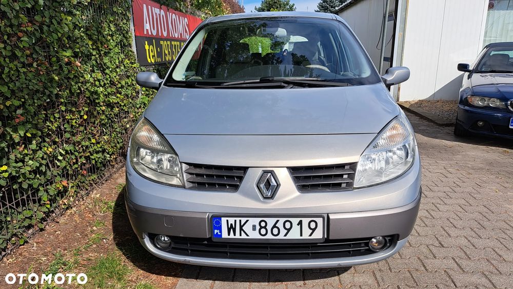 Renault Grand Scenic - 19
