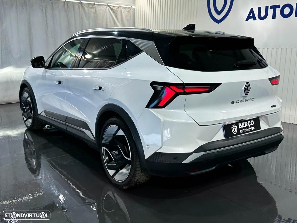 Renault Scénic 220 Long Range Techno — fotografia 6