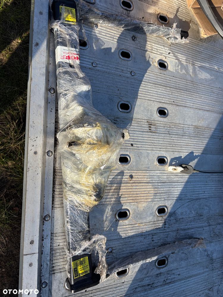 Mercedes-Benz GLE - 28