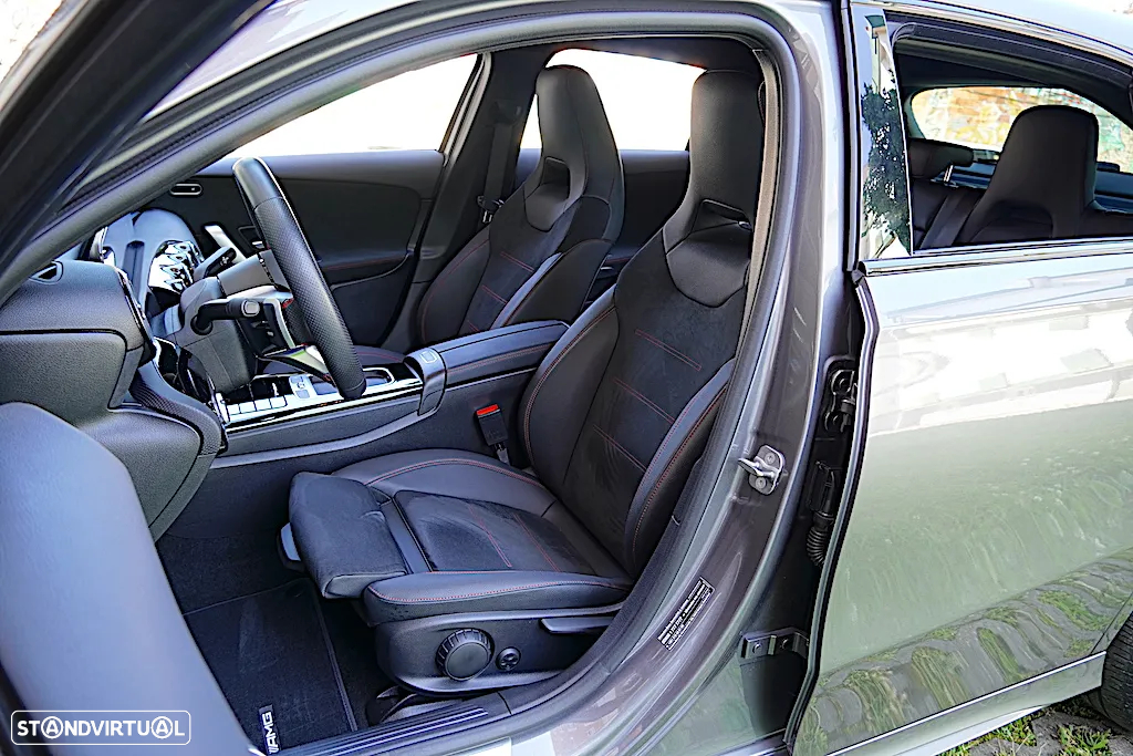 Mercedes-Benz A 250 e - 21