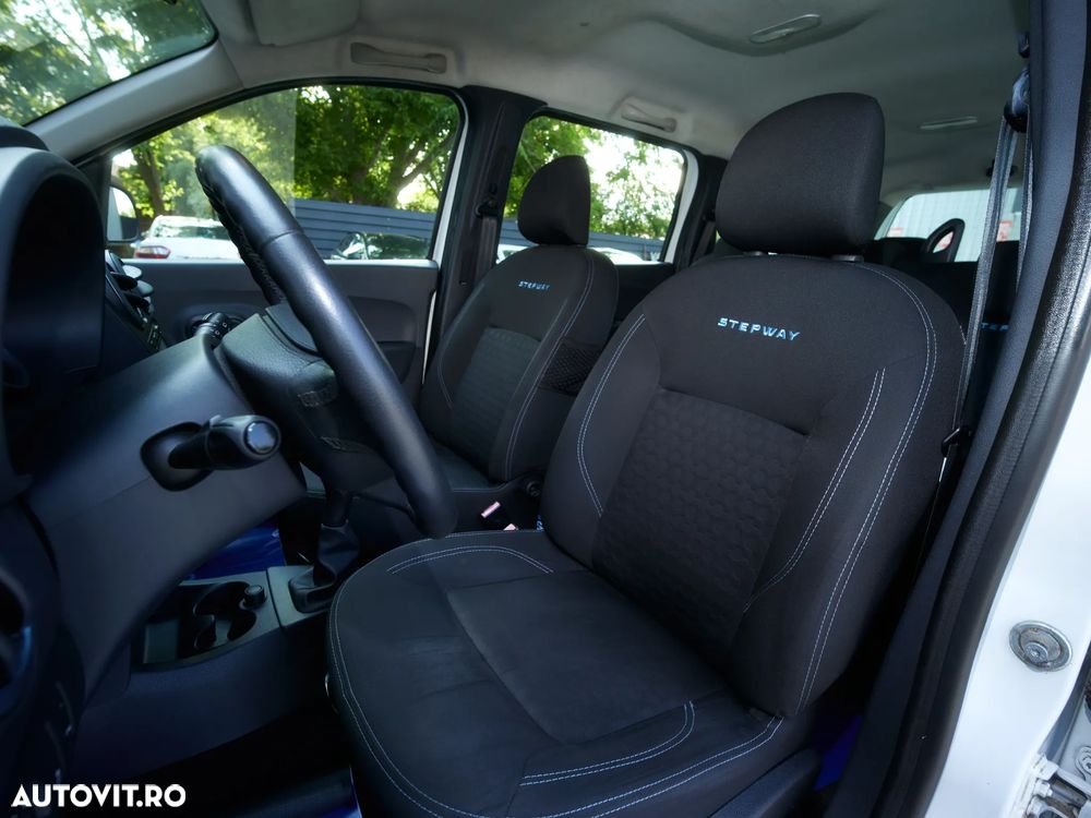 Dacia Lodgy TCe 115 Stepway - 13