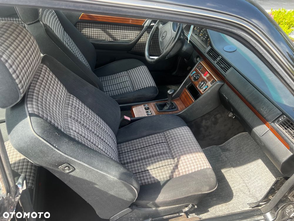 Mercedes-Benz W124 (1984-1993) - 9