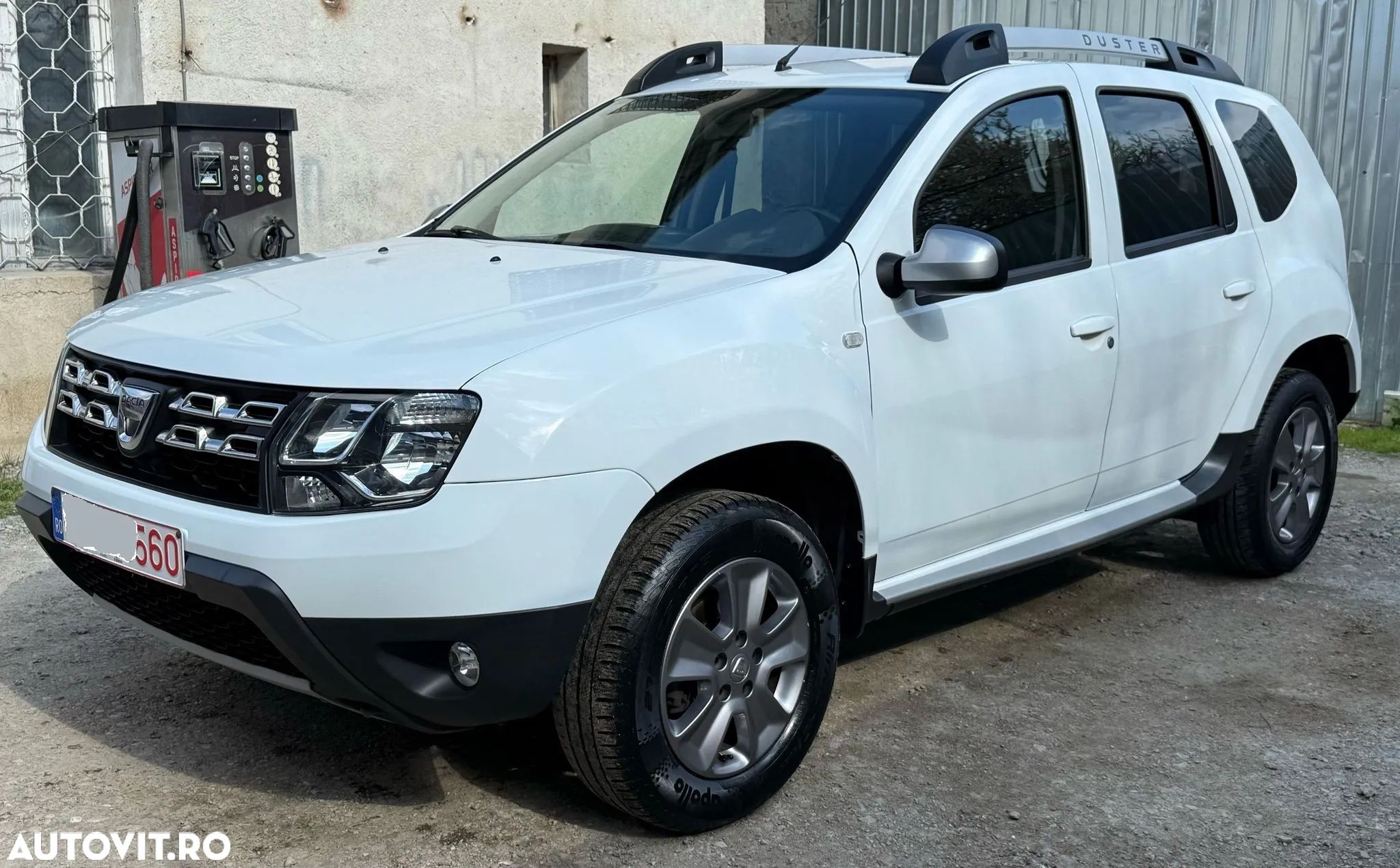 Dacia Duster 1.5 dCi 4x2 Ambiance - 1