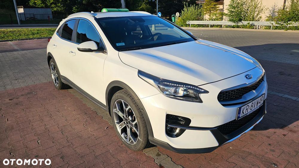 Kia XCeed 1.6 CRDi mHEV L Business Line DCT - 1