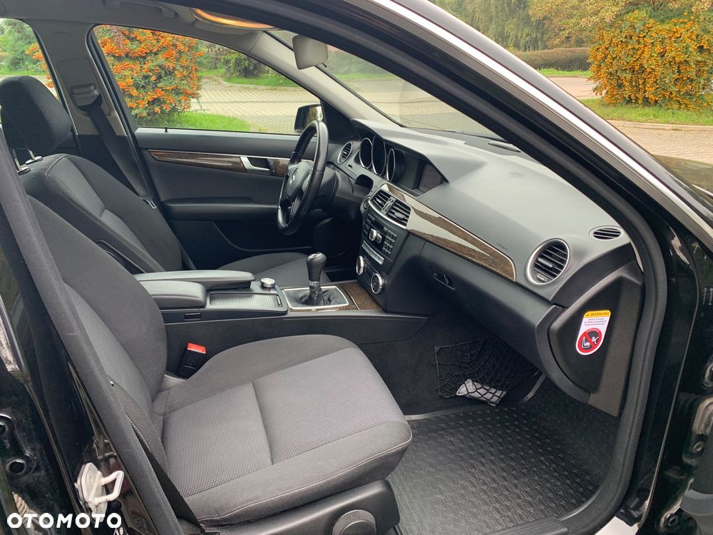 Mercedes-Benz Klasa C 200 CDI DPF BlueEFFICIENCY - 11