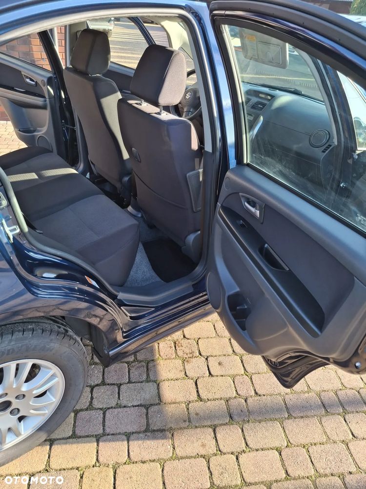 Suzuki SX4 - 14
