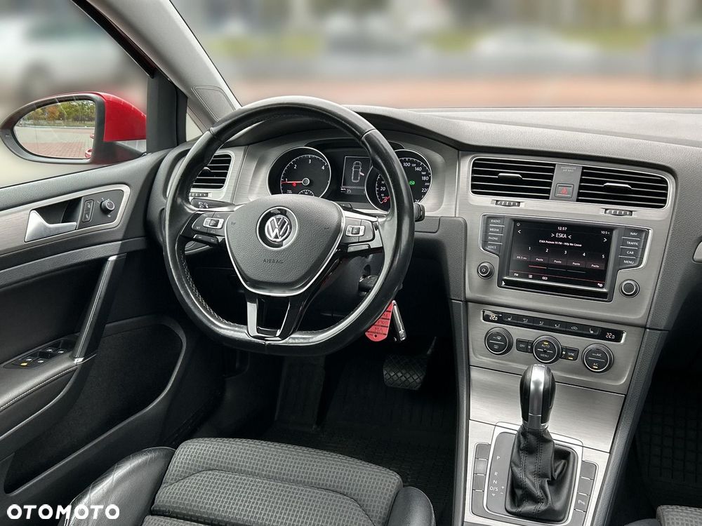 Volkswagen Golf VII 1.6 TDI BMT Highline DSG - 12