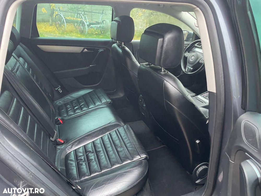 Volkswagen Passat - 20