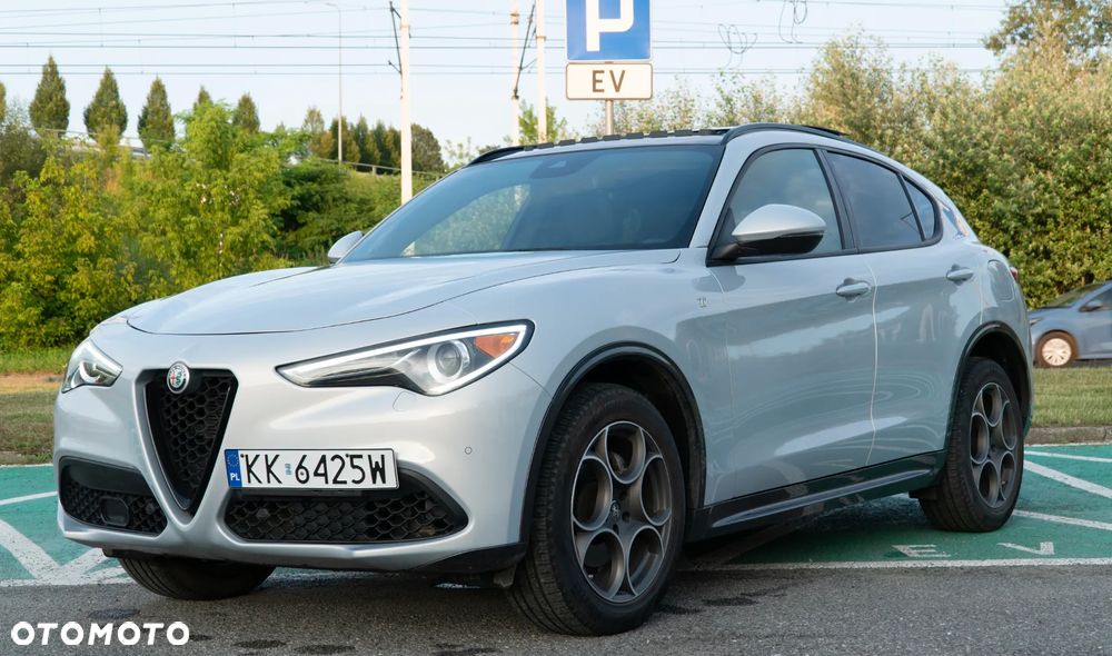 Alfa Romeo Stelvio 2.0 Turbo TI Q4 - 15