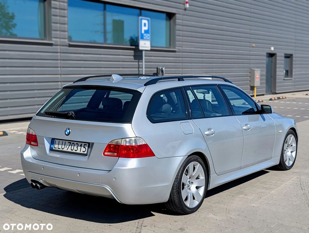 BMW Seria 5 545i - 2