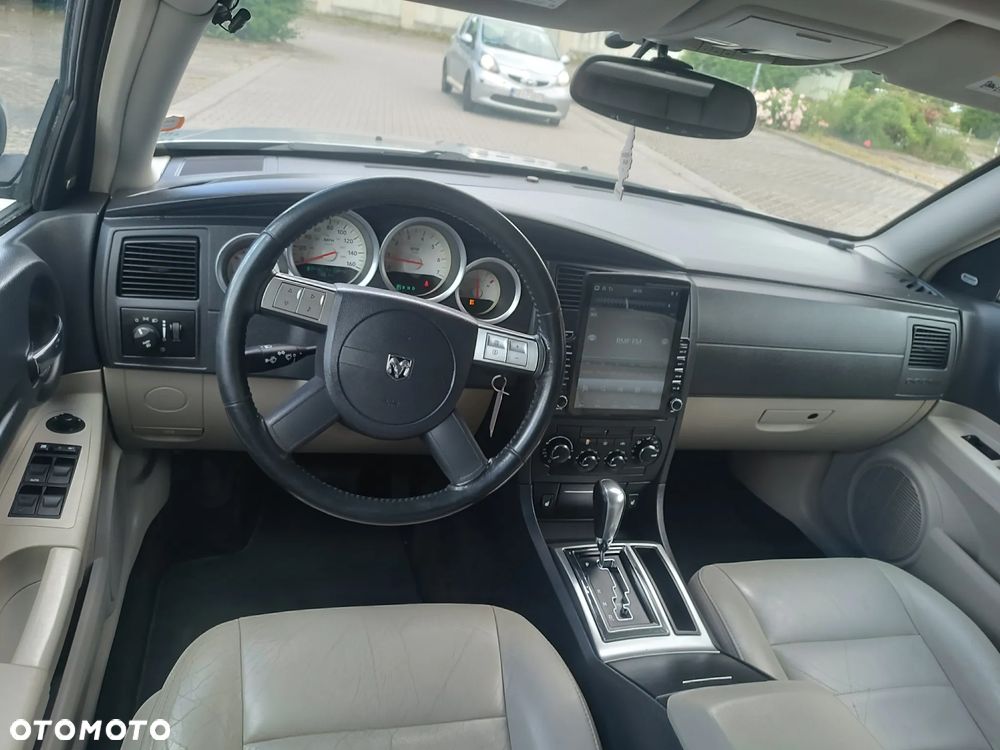 Dodge Magnum 5.7 V8 - 13