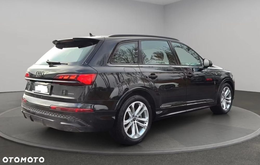Audi Q7 - 4