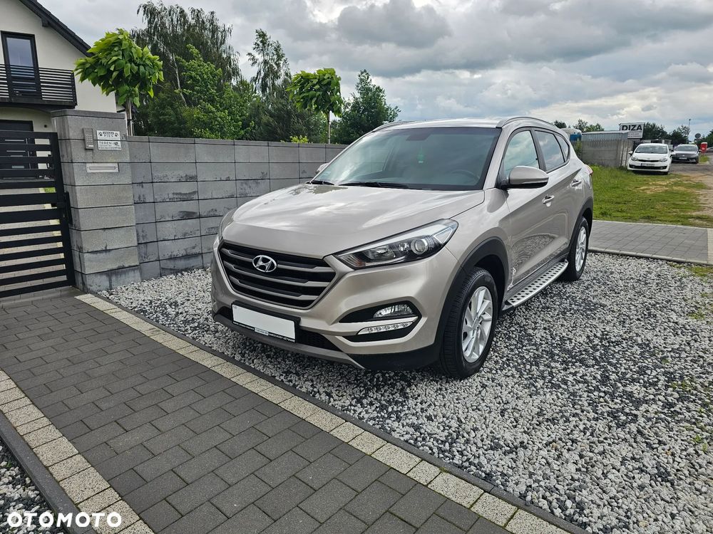 Hyundai Tucson 1.7 CRDI BlueDrive Style 2WD - 1