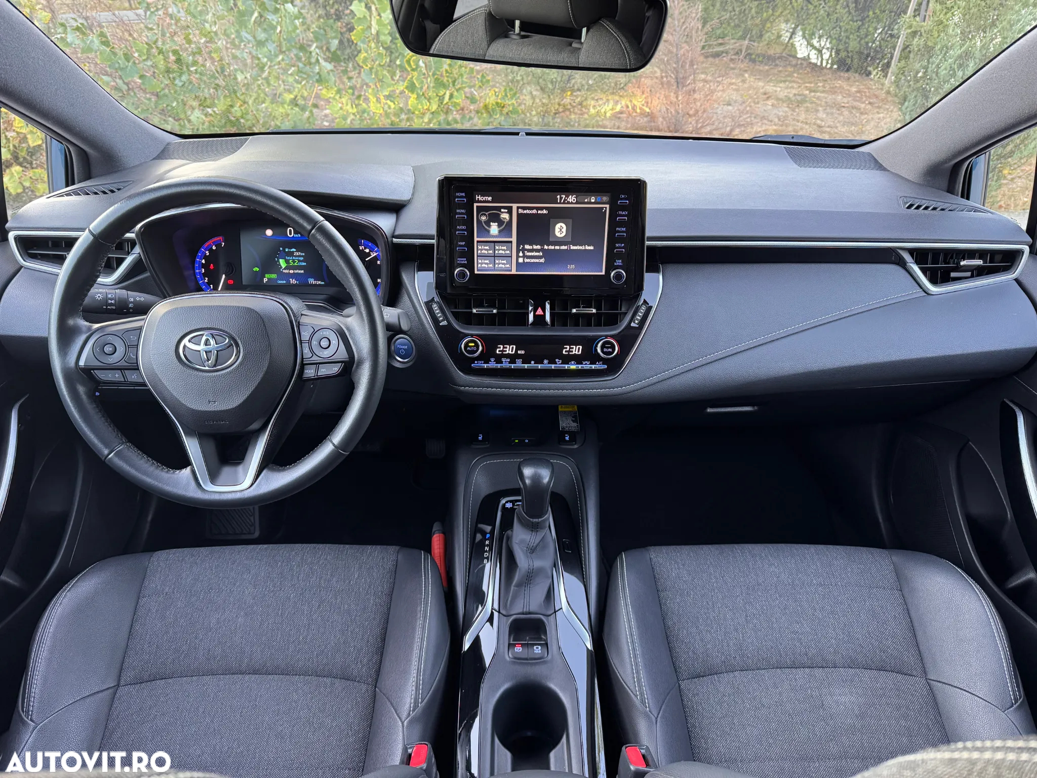 Toyota Corolla Sedan 1.8 HSD Exclusive - 9