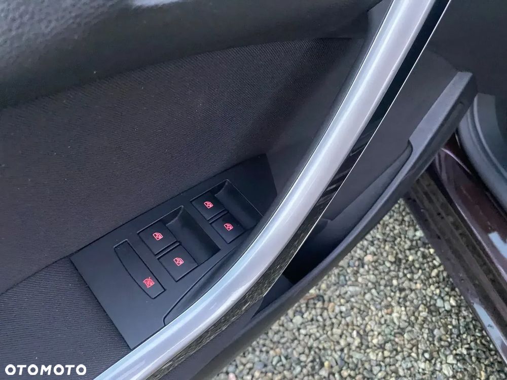 Opel Astra 1.4 Turbo Exklusiv - 22