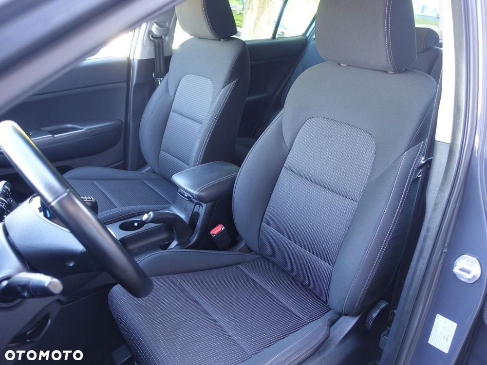 Kia Sportage 1.6 CRDI Black Edition 2WD - 11