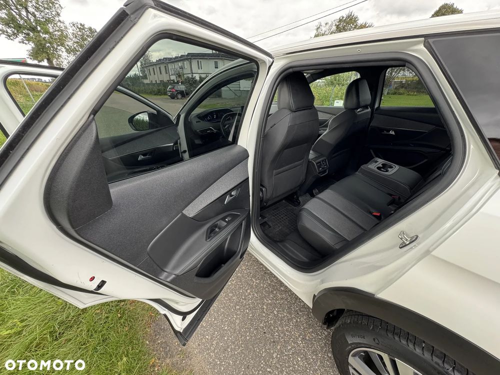 Peugeot 3008 1.5 BlueHDi Allure Pack S&S EAT8 - 25