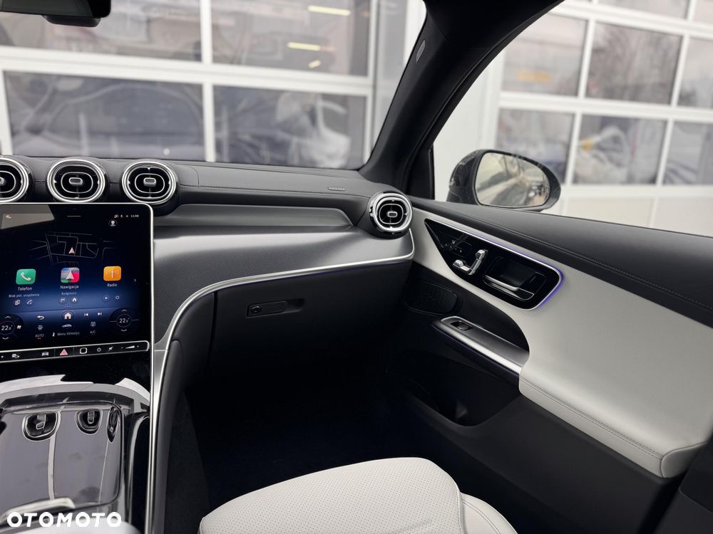 Mercedes-Benz GLC 200 d 4Matic 9G-TRONIC AMG Line Advanced - 16