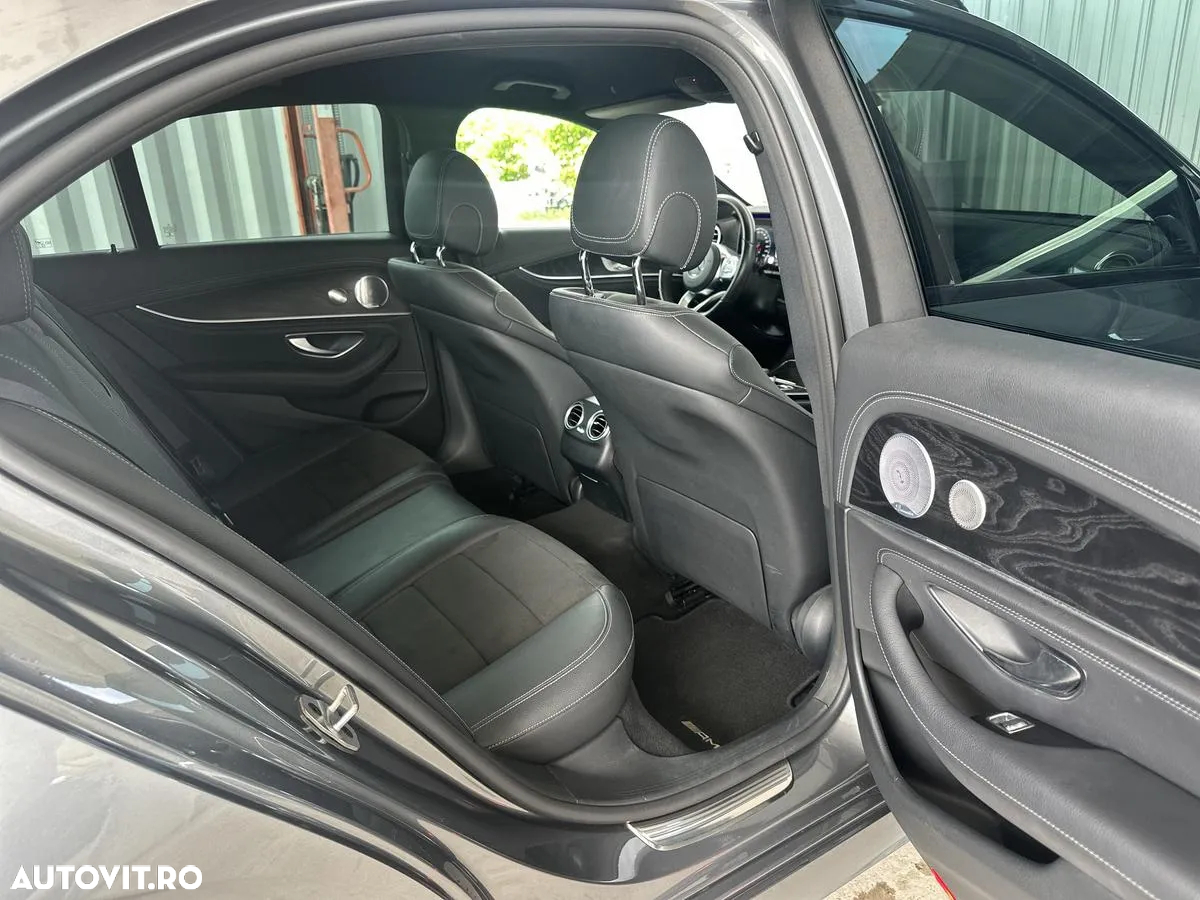 Mercedes-Benz E 200 4MATIC Aut. - 12