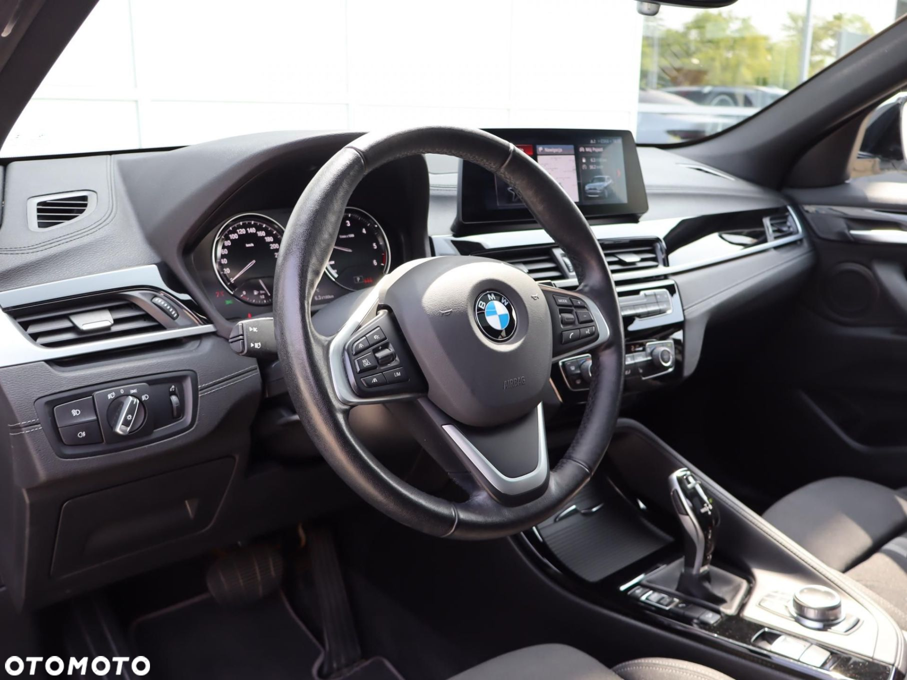 BMW X2 - 5
