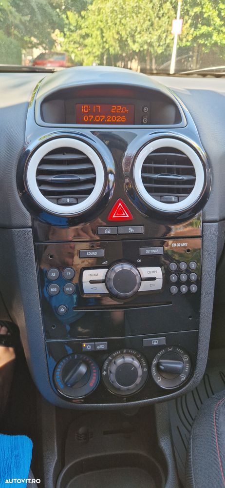 Opel Corsa - 8