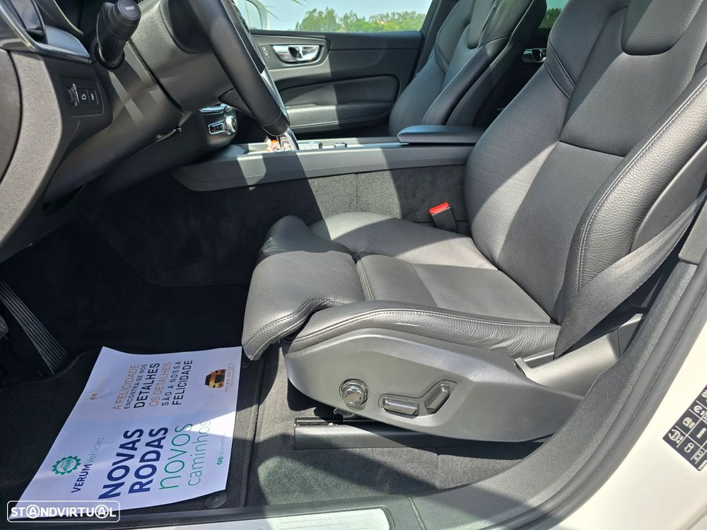 Volvo XC 60 2.0 T8 PHEV Inscription Expression AWD - 17