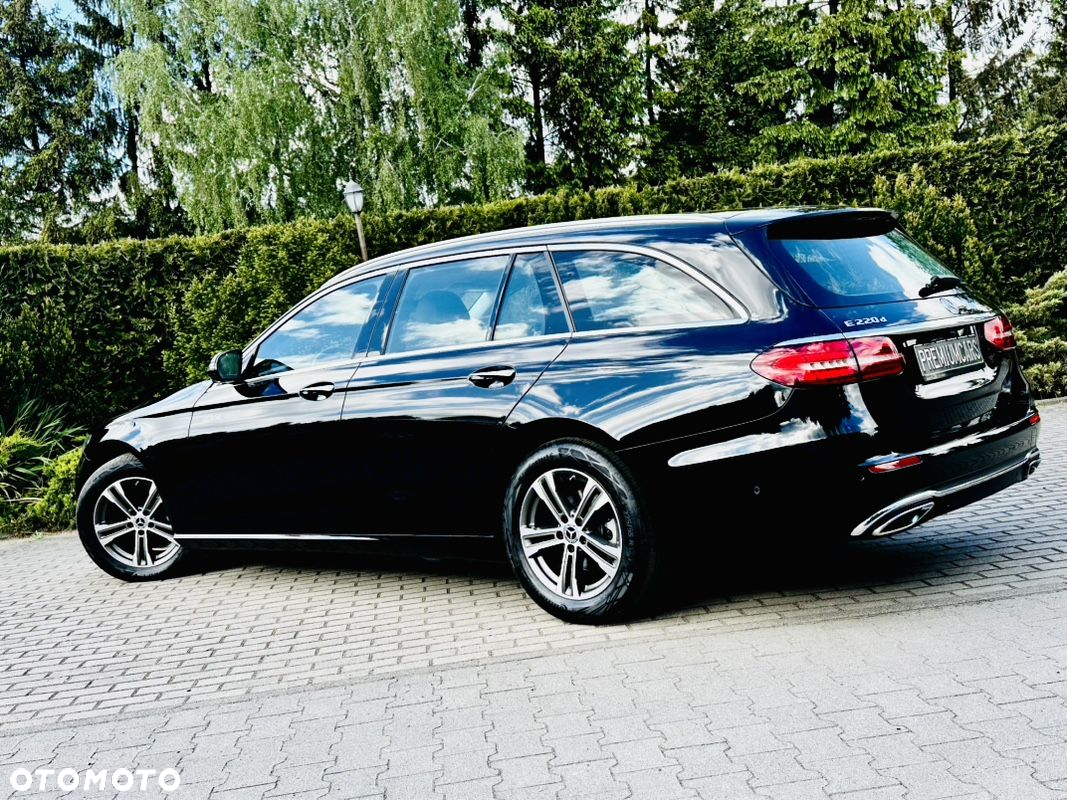 Mercedes-Benz Klasa E 220 d Avantgarde - 16