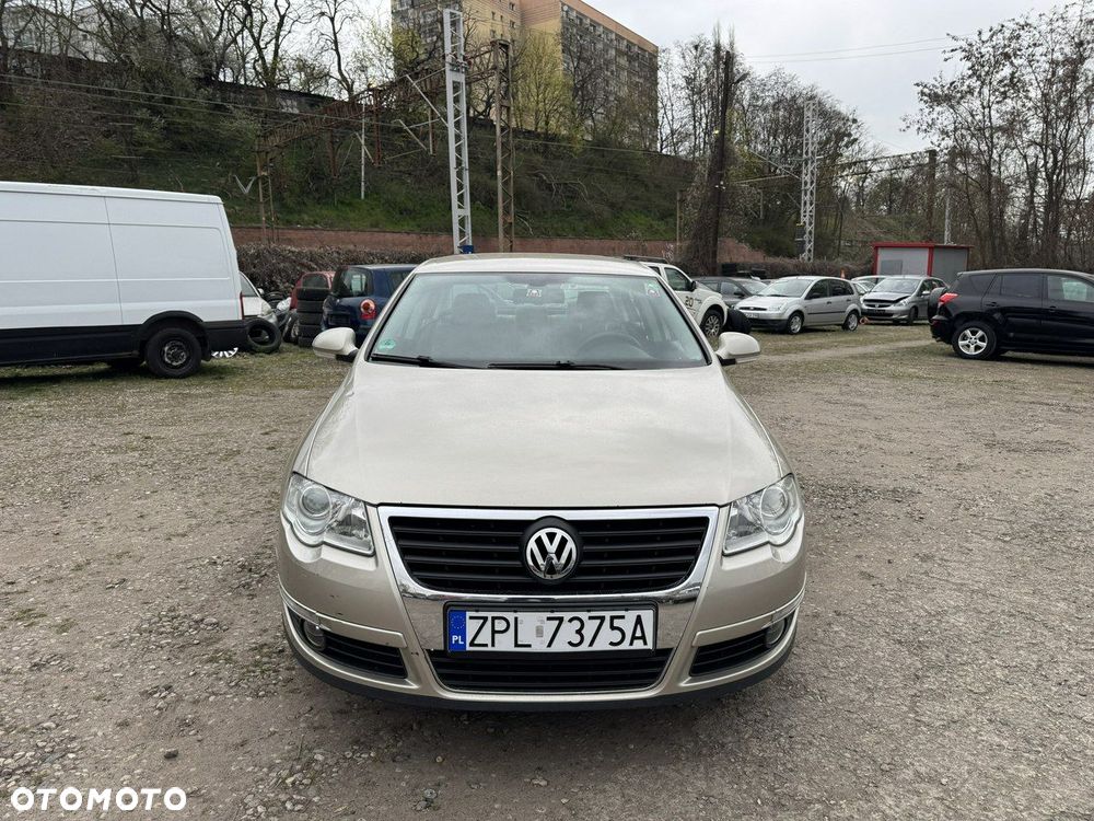 Volkswagen Passat 2.0 FSI Automatik Comfortline - 7