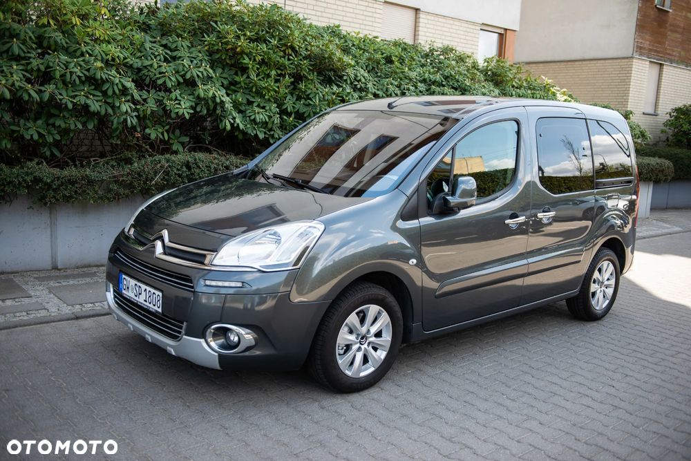 Citroën Berlingo Multispace e-HDi 90 FAP EGS6 Exclusive - 8