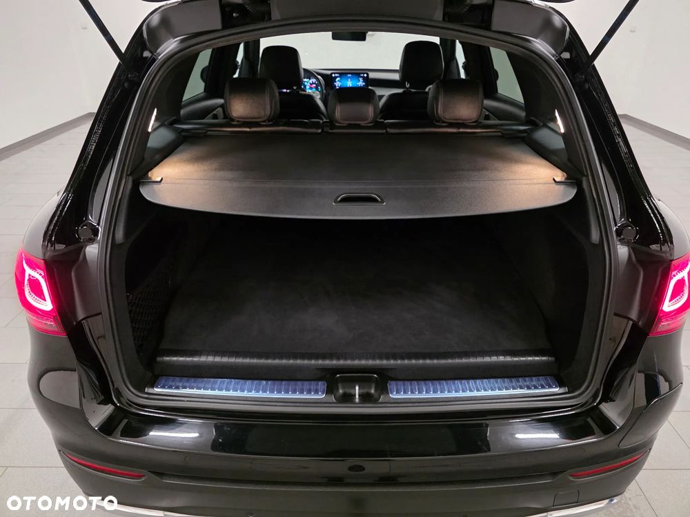 Mercedes-Benz GLC 300 de 4Matic 9G-TRONIC AMG Line Plus - 40