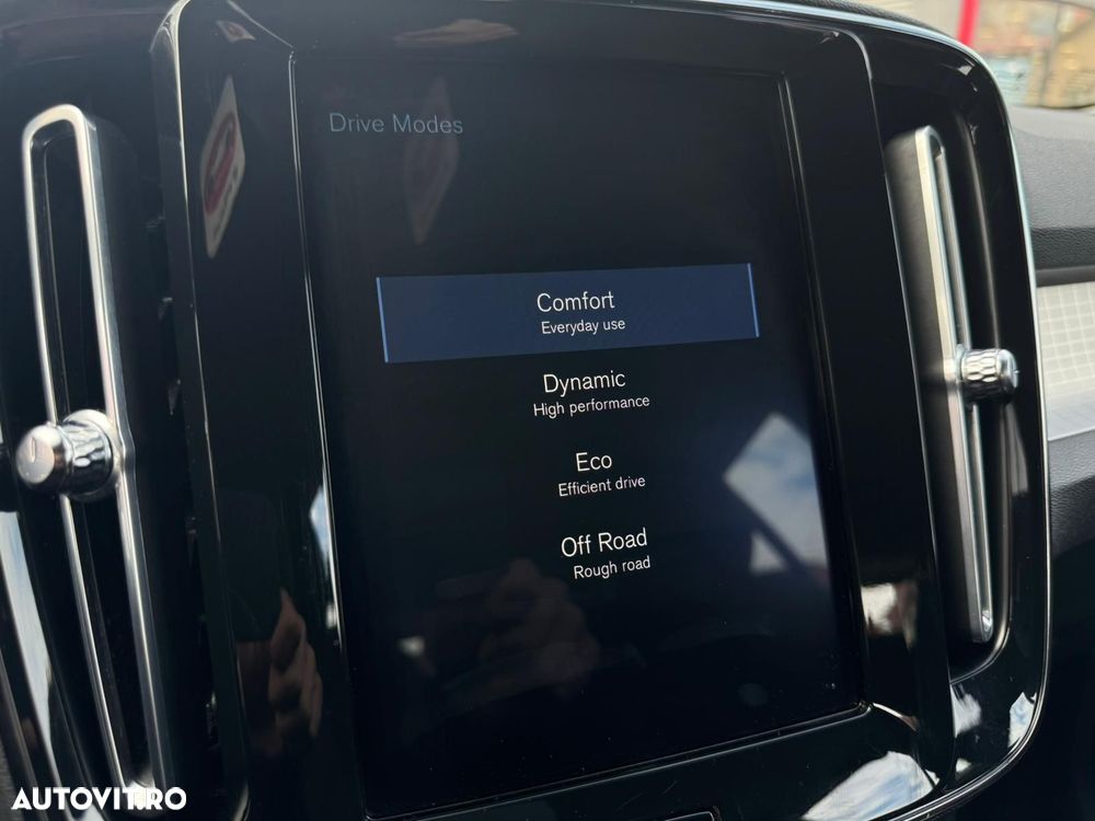 Volvo XC 40 - 20