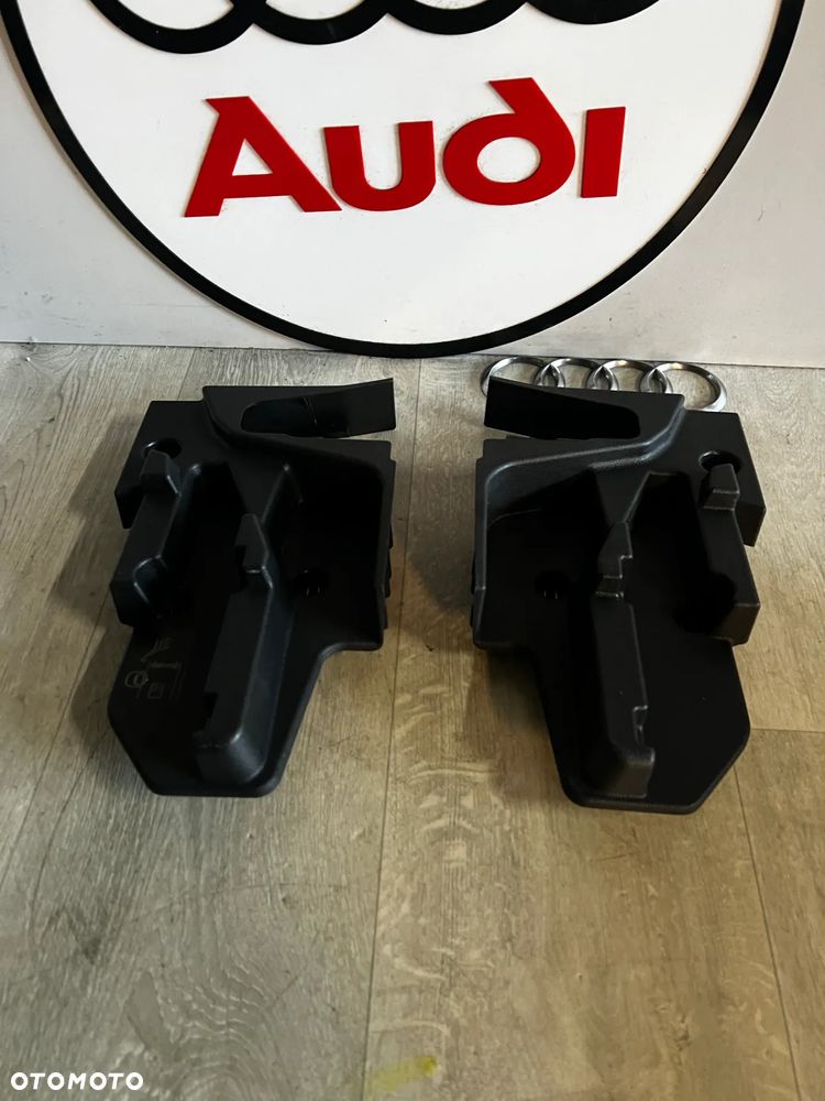 AUDI Q3 83A PODPORA BAGAŻNIKA LEWA PRAWA 83A863424 83A863423 ORYGINAŁ - 1