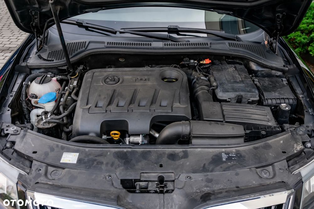 Skoda Superb 2.0 TDI Ambition DSG - 15