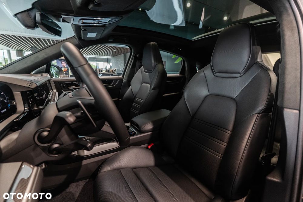 Porsche Cayenne Turbo E-Hybrid PHEV - 11