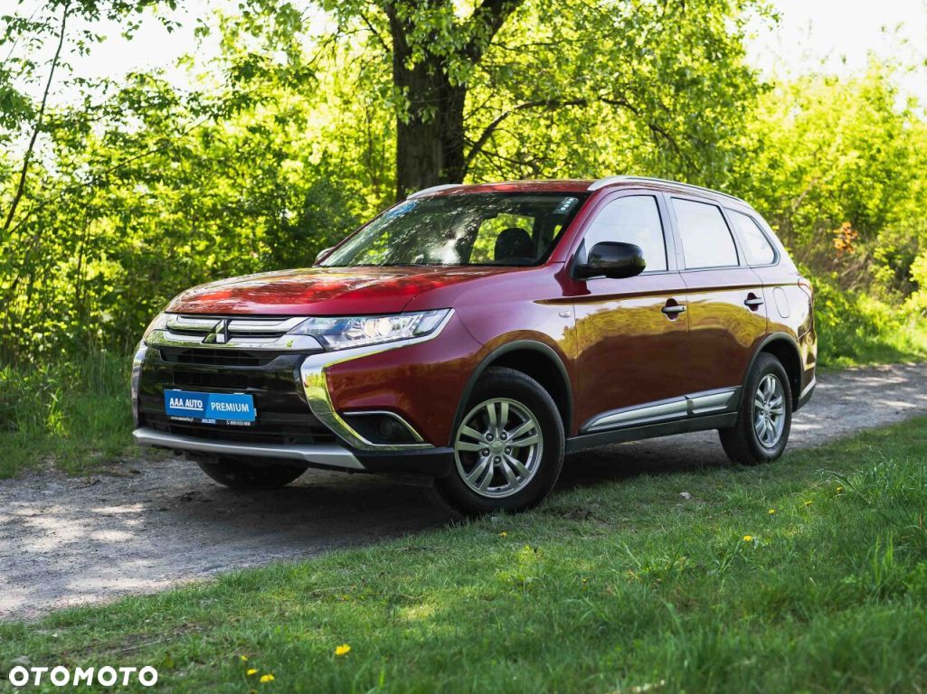 Mitsubishi Outlander - 1