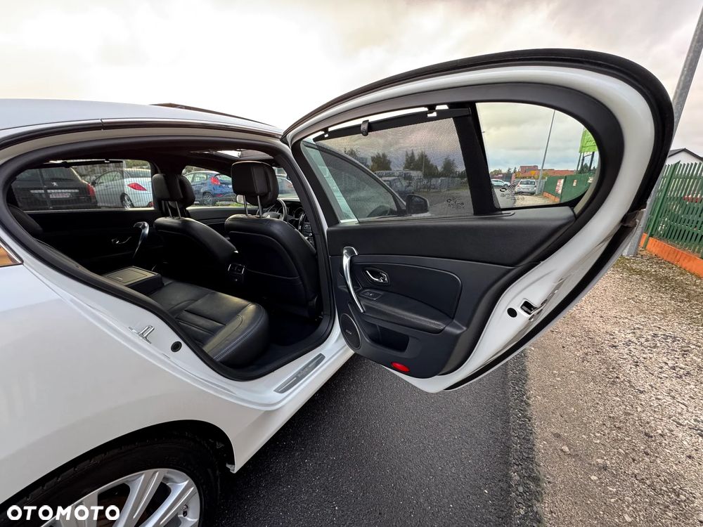 Renault Latitude 3.0 V6 dCi Initiale - 23