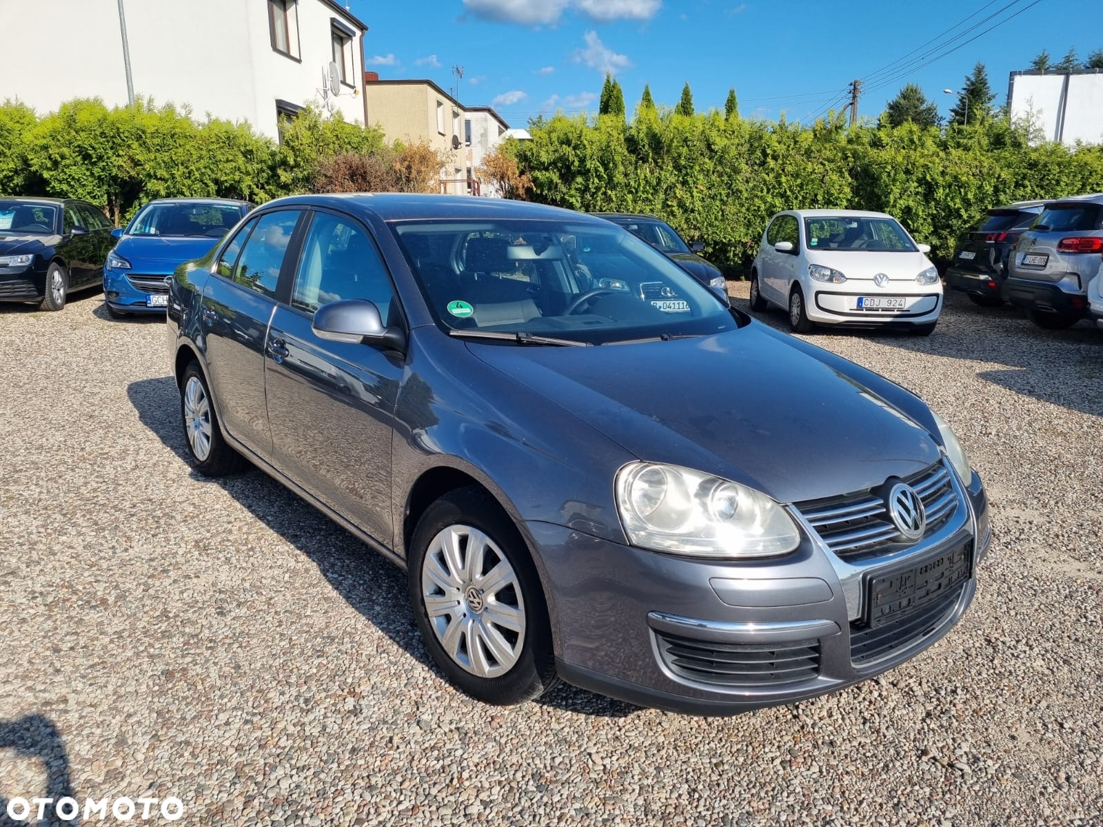 Volkswagen Jetta - 3
