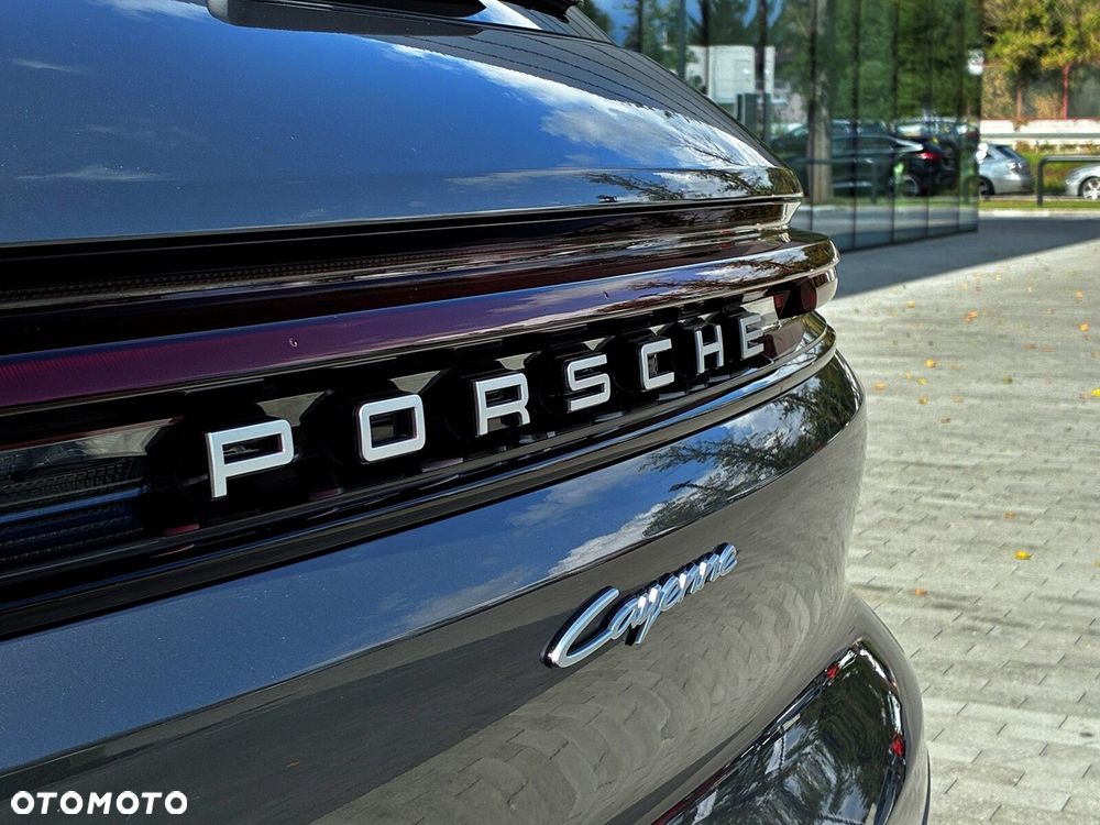 Porsche Cayenne - 14