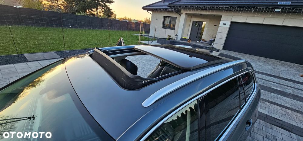 Volkswagen Passat Variant 2.0 TDI SCR 4Motion DSG Highline - 13