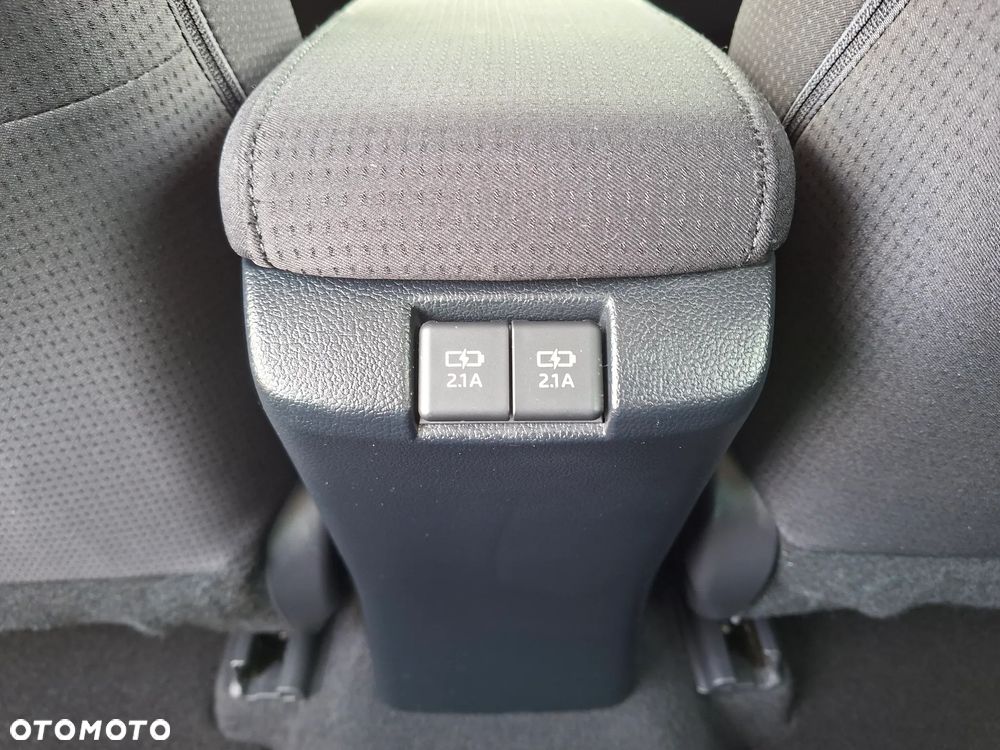 Toyota Prius - 18