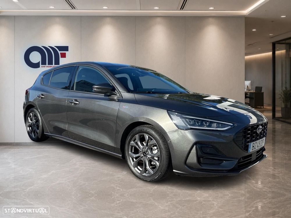 Ford Focus 1.0 EcoBoost MHEV ST-Line X - 1