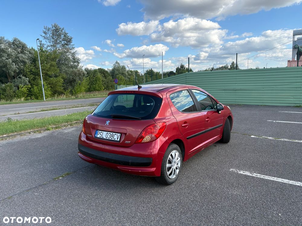 Peugeot 207 1.4 HDi Presence - 4