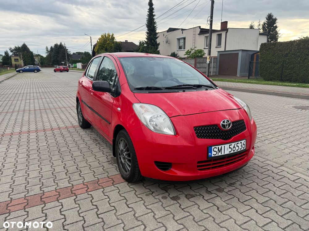 Toyota Yaris 1.3 Luna - 1