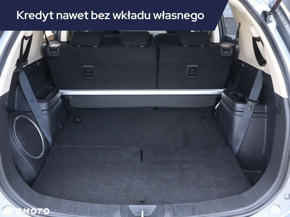 Mitsubishi Outlander - 15