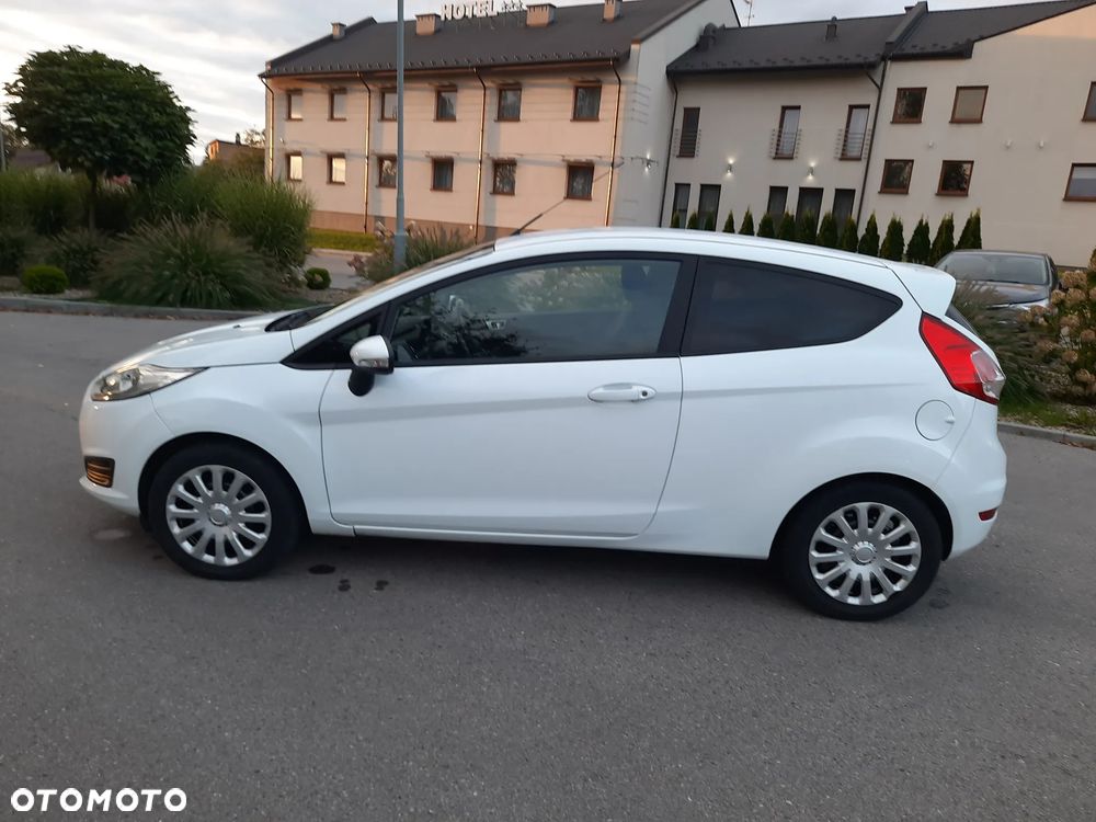 Ford Fiesta 1.25 Trend - 11