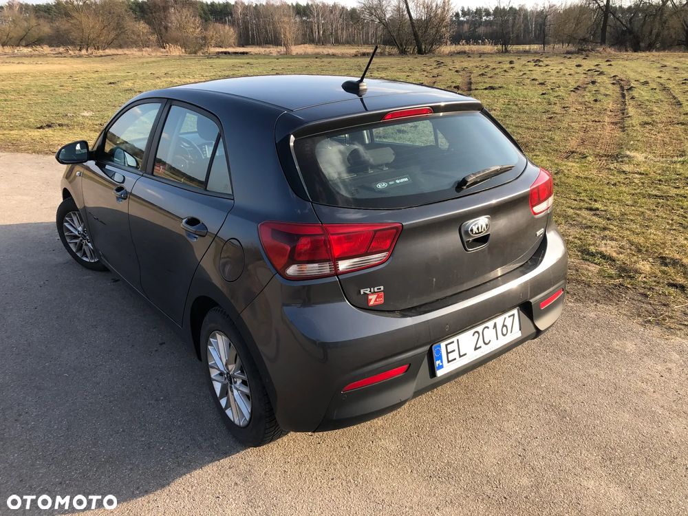 Kia Rio 1.4 crdi L - 3
